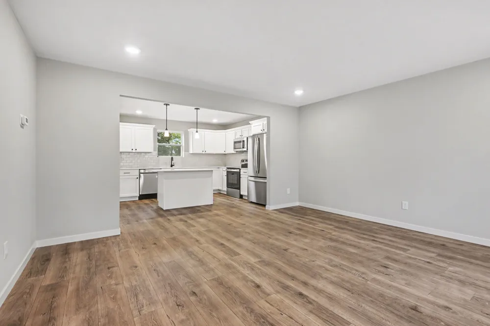 8768 E Sturtevant Avenue Richland, MI 49083