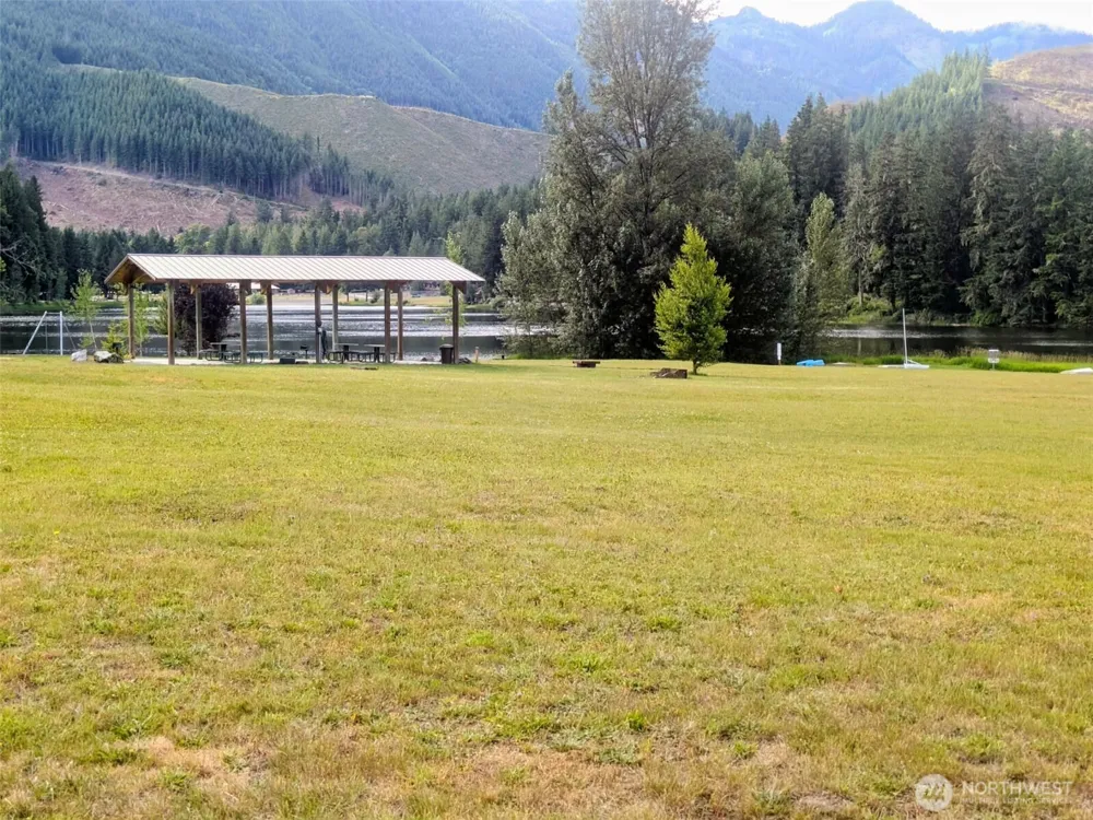 45174 Kimta Loop #3A81 Concrete, WA 98237
