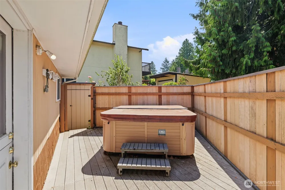 16613 19th Avenue SW Burien, WA 98166