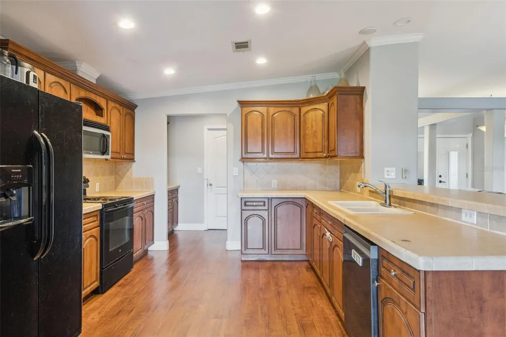 653 LAKE MOBILE DRIVE Altamonte Springs, FL 32701