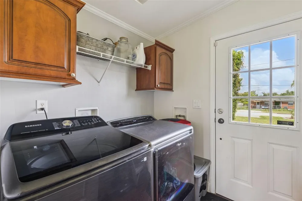 653 LAKE MOBILE DRIVE Altamonte Springs, FL 32701