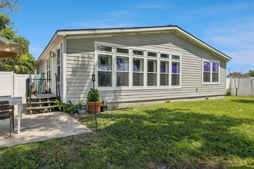 653 LAKE MOBILE DRIVE Altamonte Springs, FL 32701