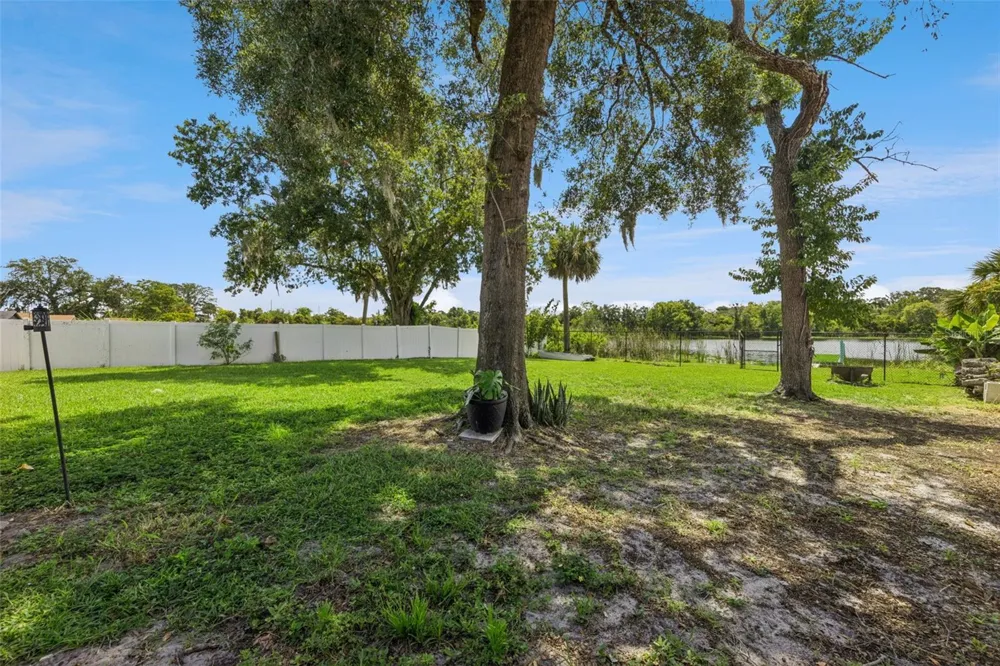 653 LAKE MOBILE DRIVE Altamonte Springs, FL 32701