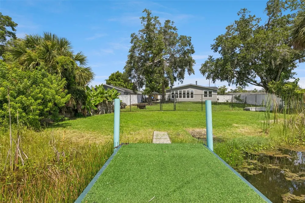 653 LAKE MOBILE DRIVE Altamonte Springs, FL 32701