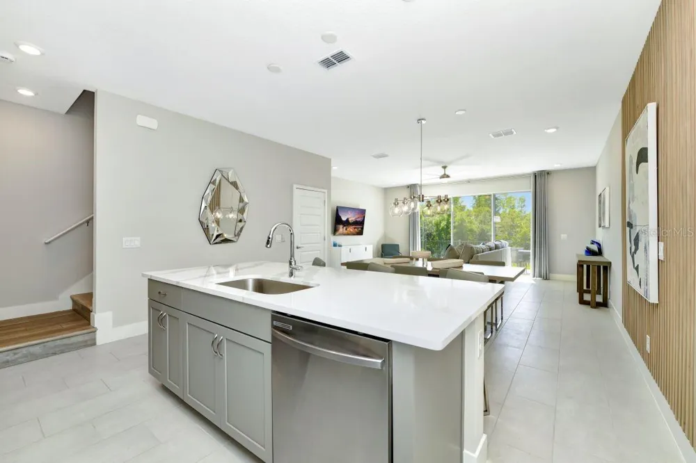 7917 NW SPECTRUM DRIVE Kissimmee, FL 34747