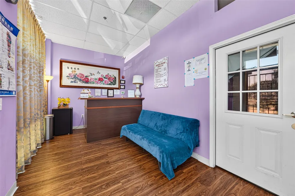 12989 Bellaire Boulevard #7 Houston, TX 77072