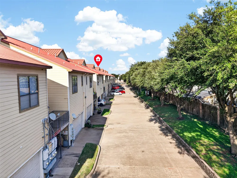12989 Bellaire Boulevard #7 Houston, TX 77072