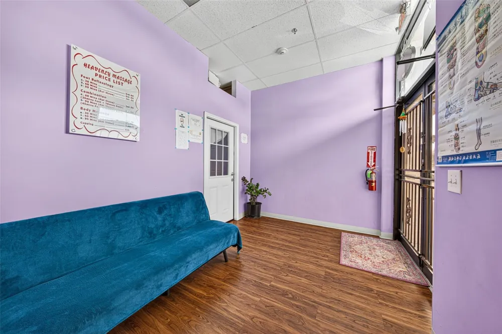 12989 Bellaire Boulevard #7 Houston, TX 77072