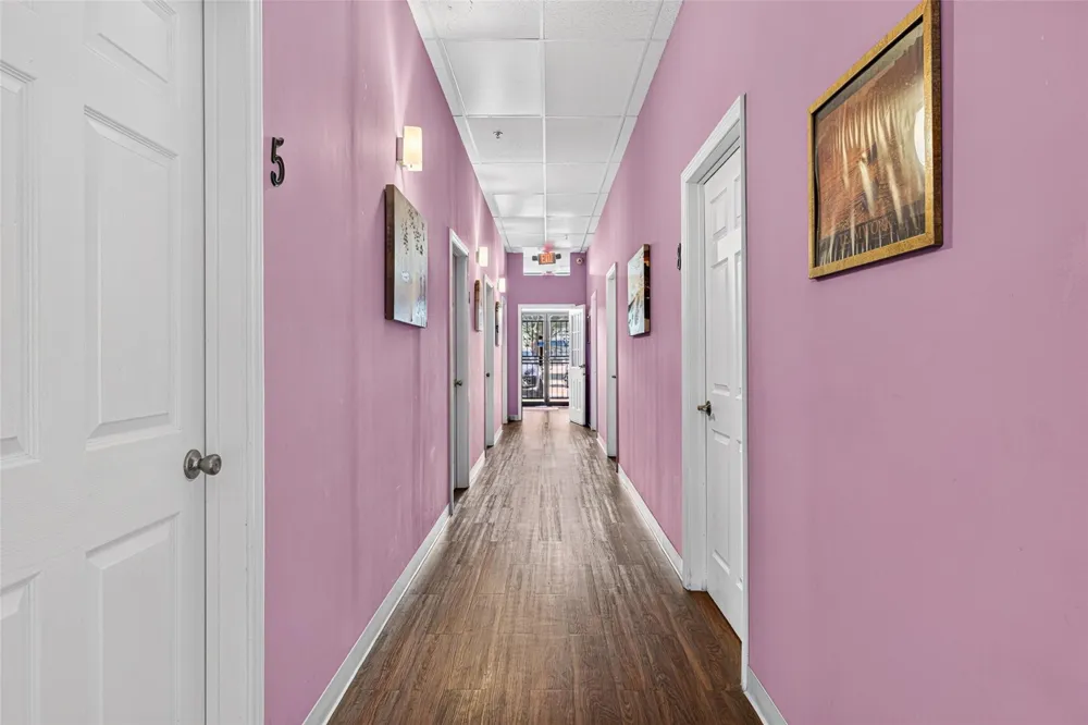 12989 Bellaire Boulevard #7 Houston, TX 77072