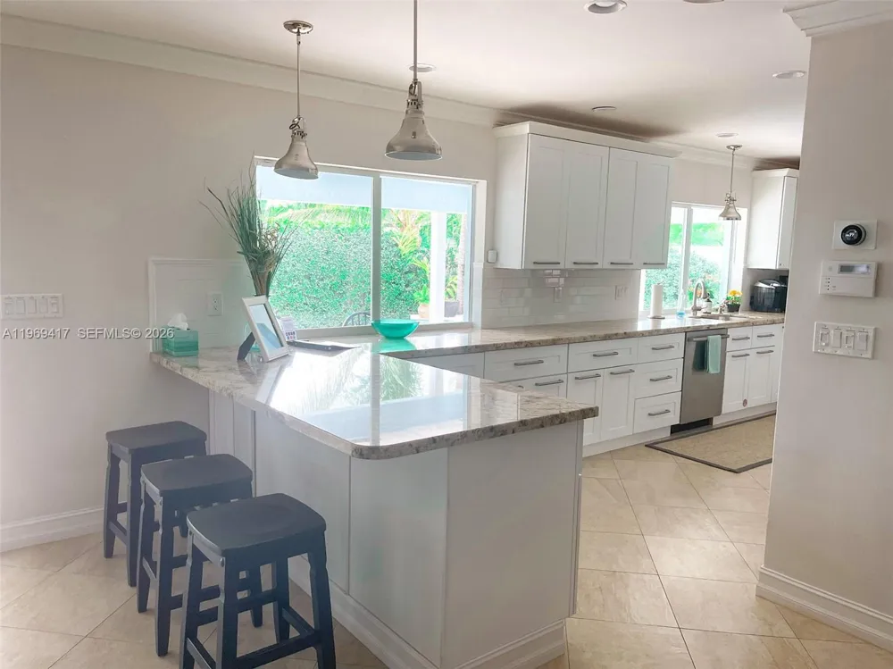 2932 NE 36th St Lighthouse Point, FL 33064