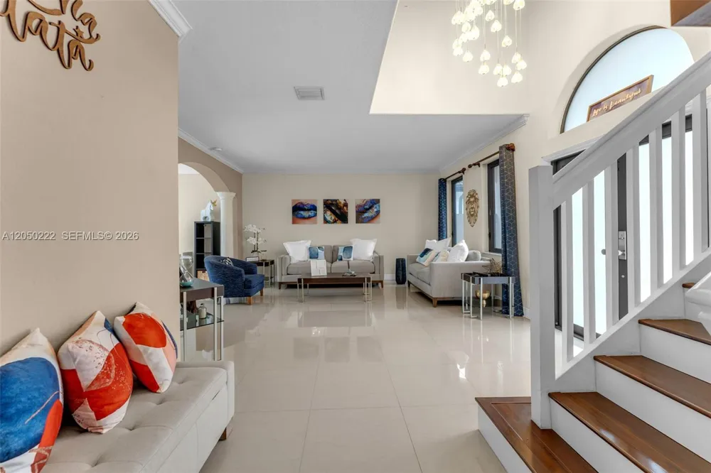 15454 SW 41st Ter Miami, FL 33185