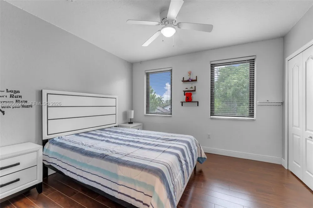 15454 SW 41st Ter Miami, FL 33185