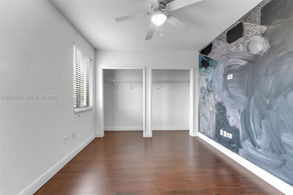 15454 SW 41st Ter Miami, FL 33185
