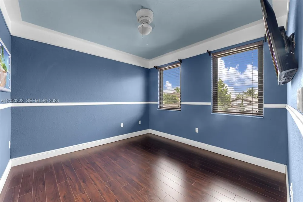 15454 SW 41st Ter Miami, FL 33185