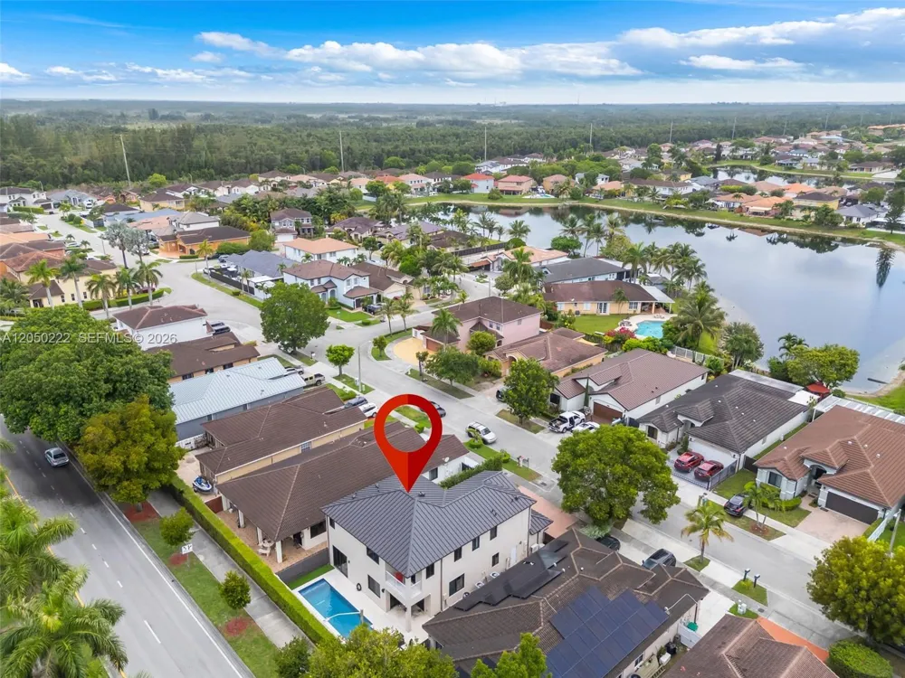 15454 SW 41st Ter Miami, FL 33185
