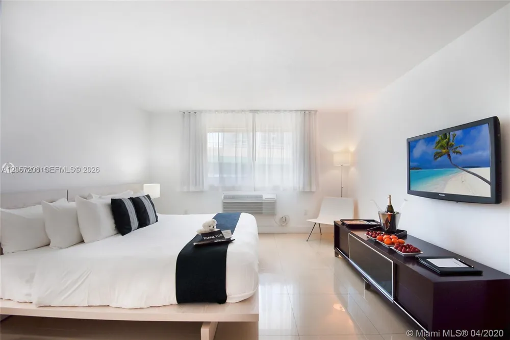 290 Bal Bay Dr #107 Bal Harbour, FL 33154