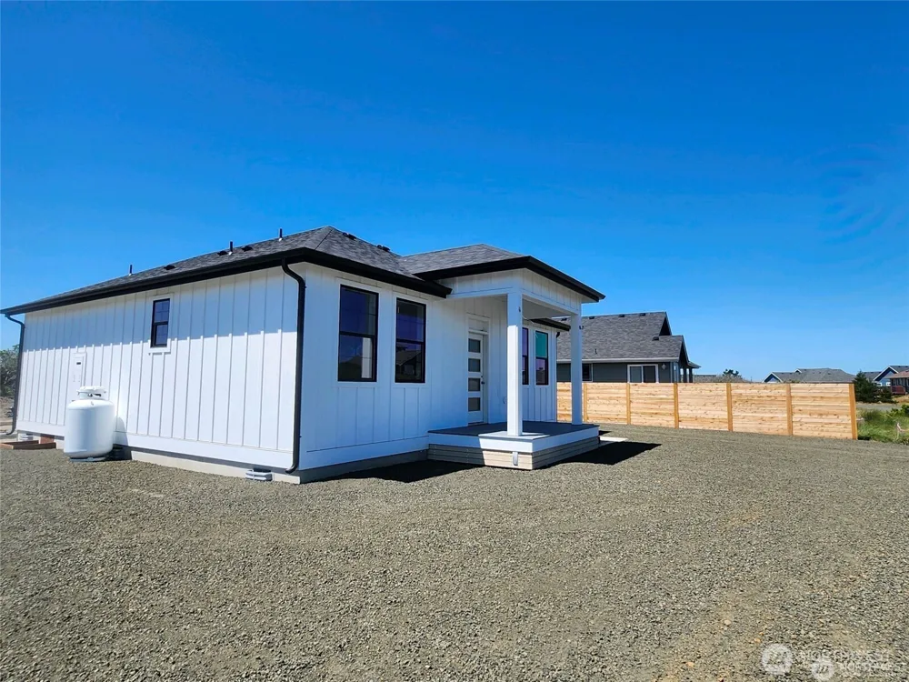 446 Salina Cruz Avenue SW Ocean Shores, WA 98569