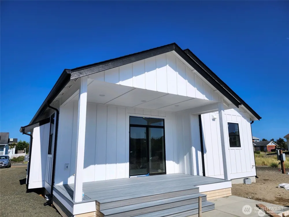 446 Salina Cruz Avenue SW Ocean Shores, WA 98569