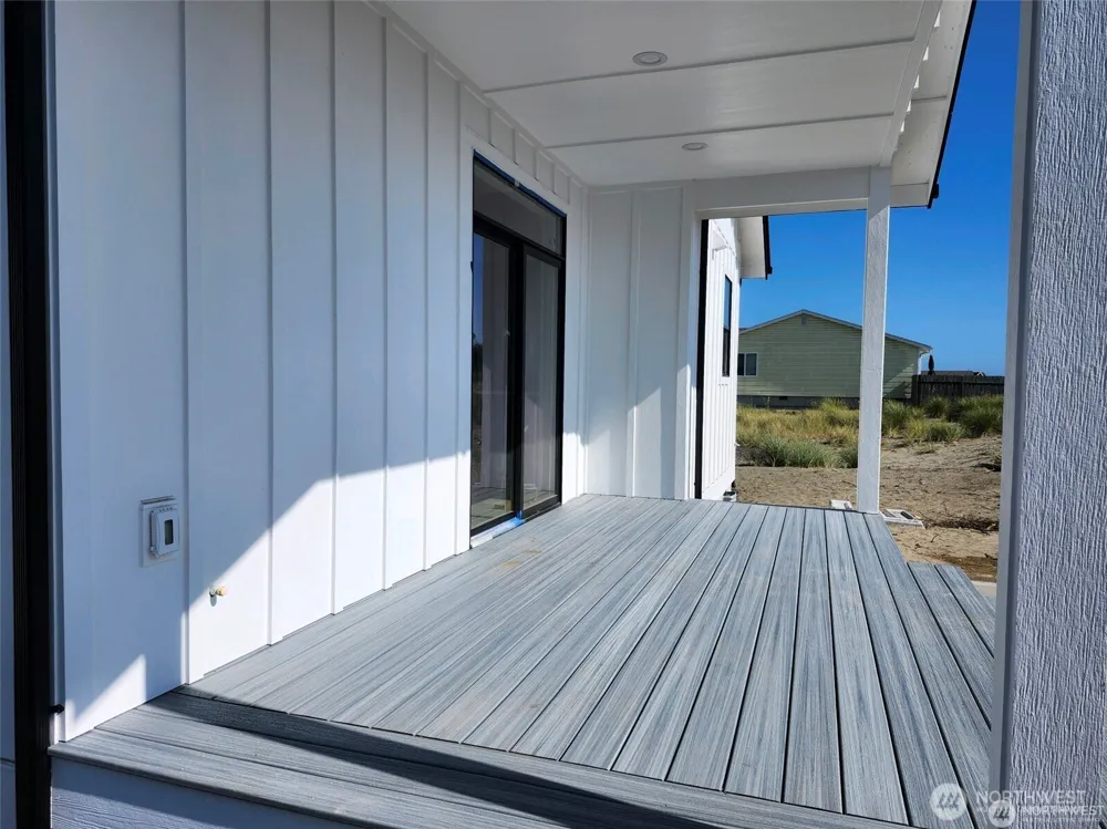446 Salina Cruz Avenue SW Ocean Shores, WA 98569