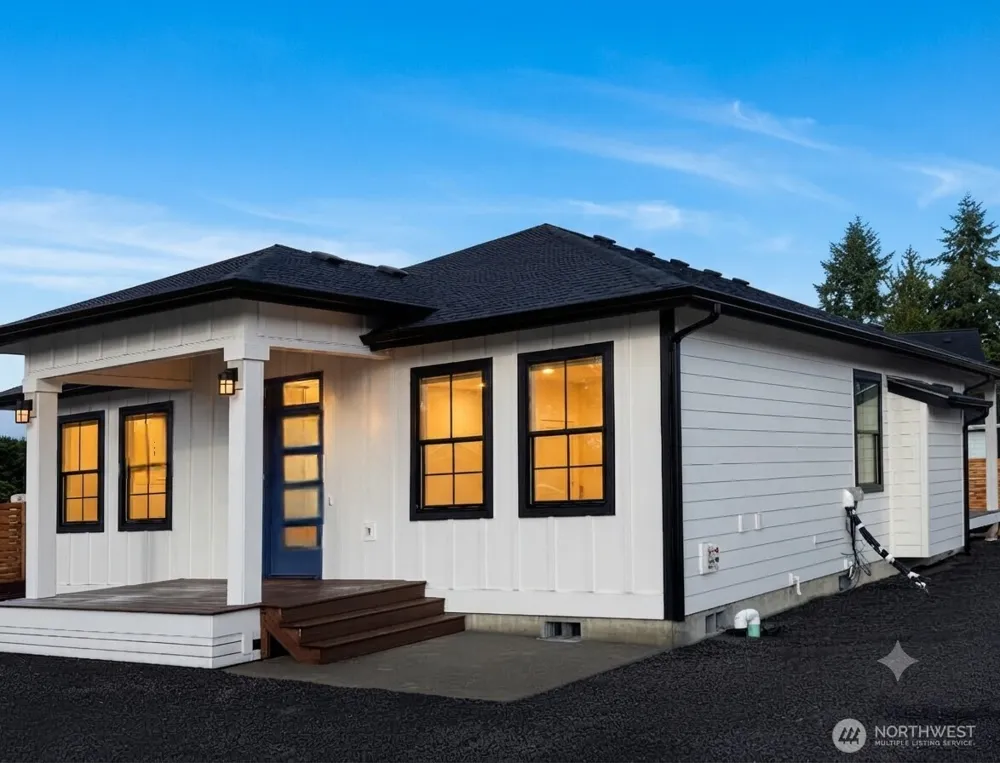 446 Salina Cruz Avenue SW Ocean Shores, WA 98569