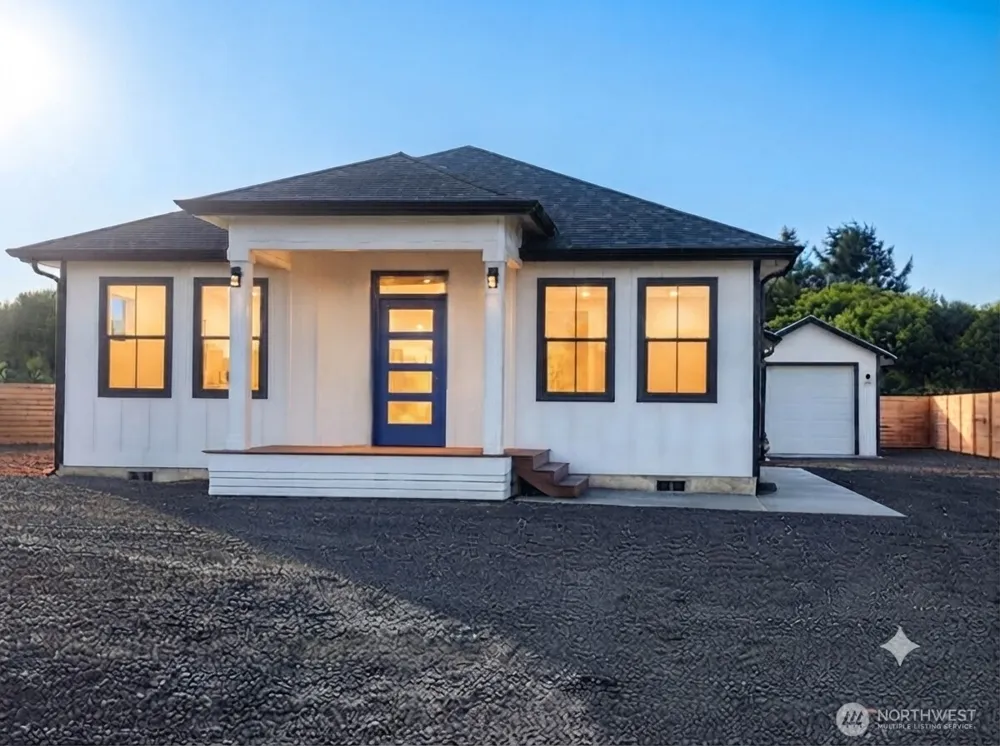 446 Salina Cruz Avenue SW Ocean Shores, WA 98569