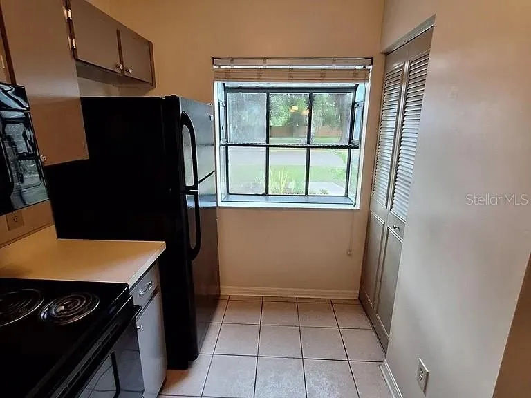 6111 SW 8TH PLACE Gainesville, FL 32607