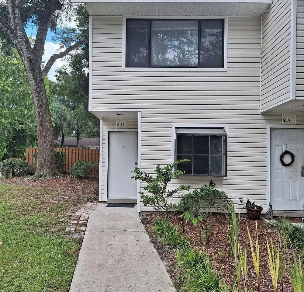 6111 SW 8TH PLACE Gainesville, FL 32607