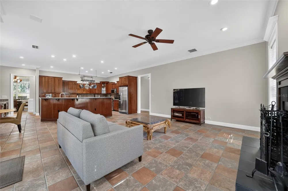 7050 SE 12TH CIRCLE ocala, FL 34480