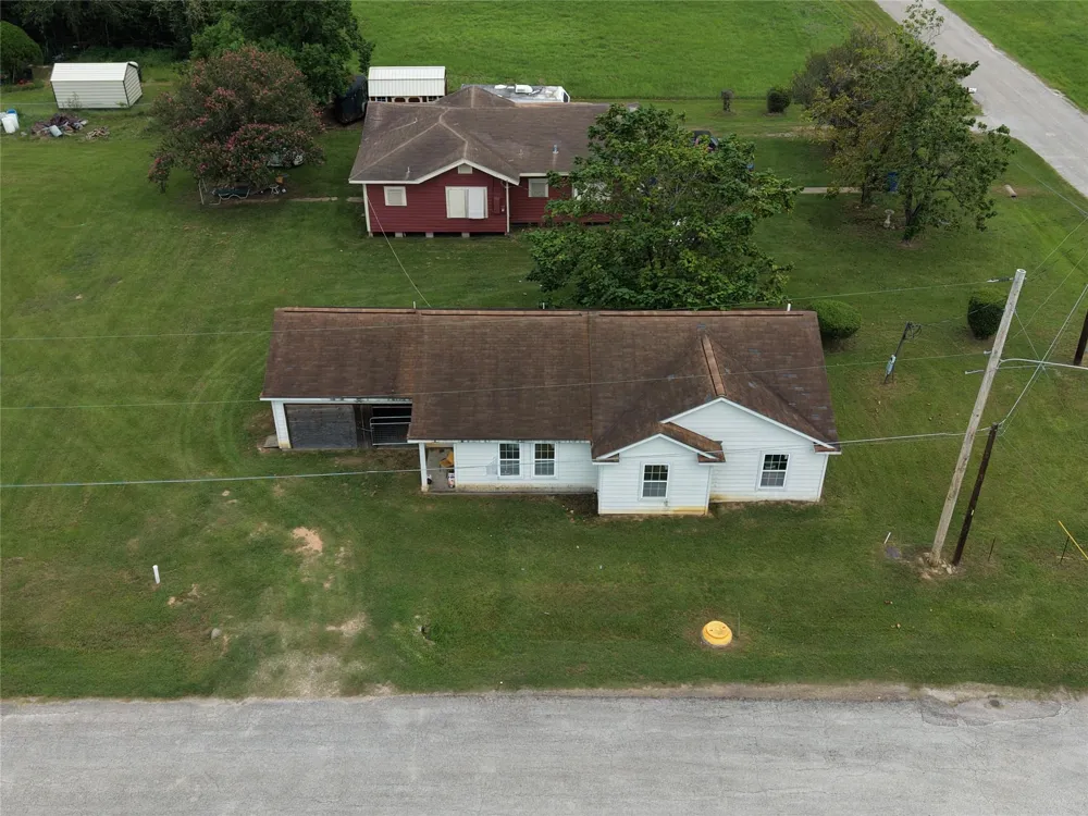 1420 Colorado St Hempstead, TX 77445