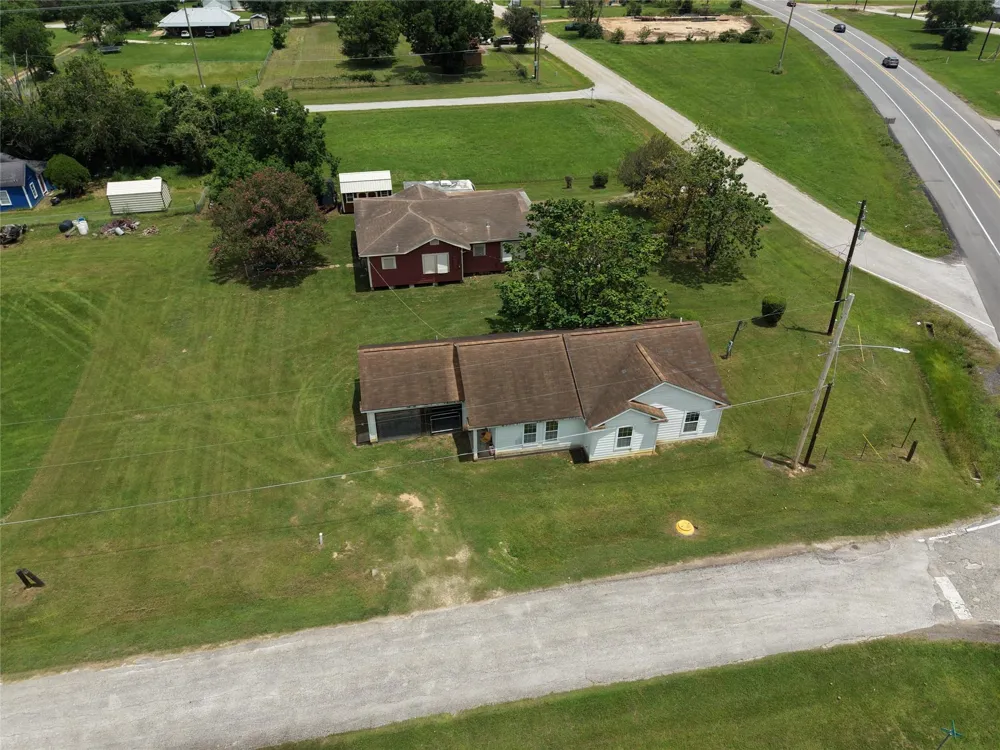 1420 Colorado St Hempstead, TX 77445