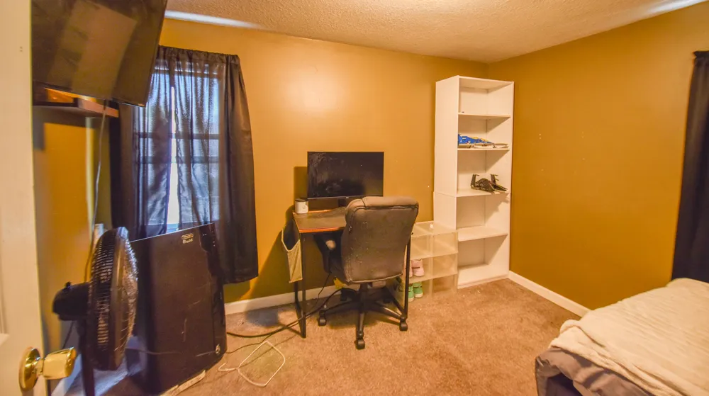 135 S Manning Street Hillsdale, MI 49242