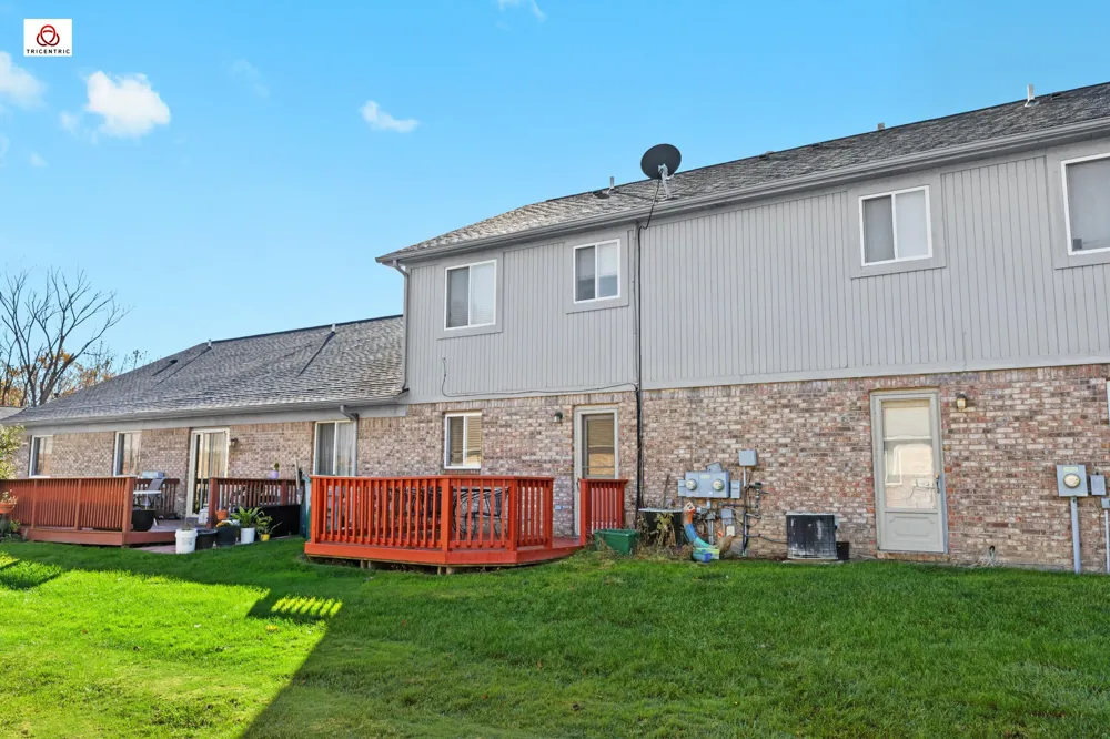 23348 Redman Court Trenton, MI 48183