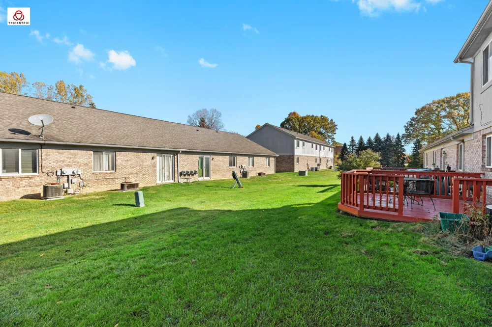 23348 Redman Court Trenton, MI 48183