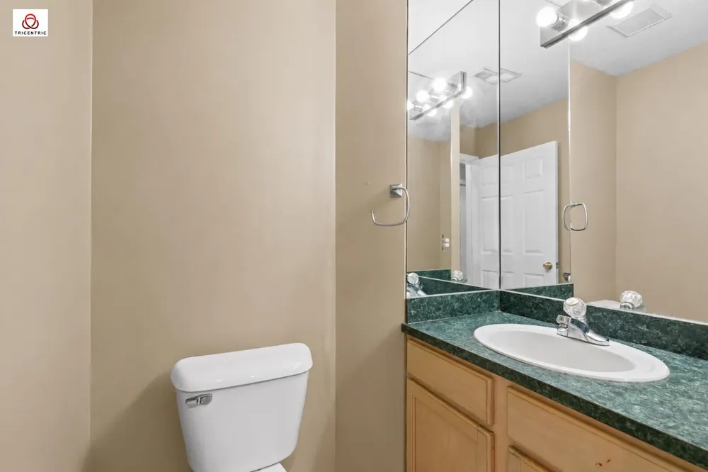 23348 Redman Court Trenton, MI 48183