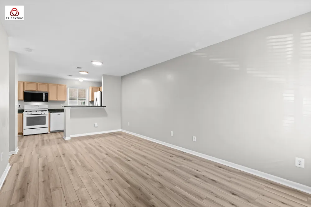 23348 Redman Court Trenton, MI 48183