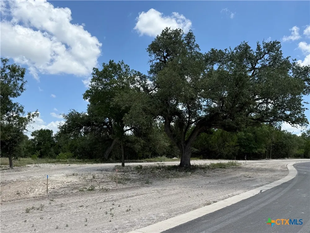 1182 Kenton Parkway Salado, TX 76571