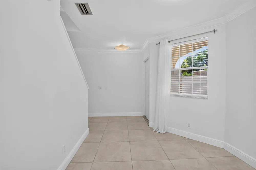 6665 VIA REGINA Boca Raton, FL 33433
