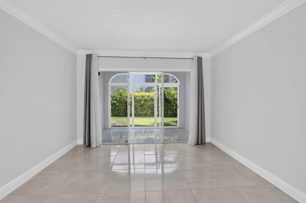 6665 VIA REGINA Boca Raton, FL 33433