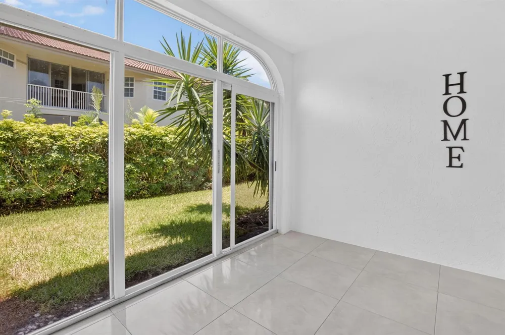 6665 VIA REGINA Boca Raton, FL 33433