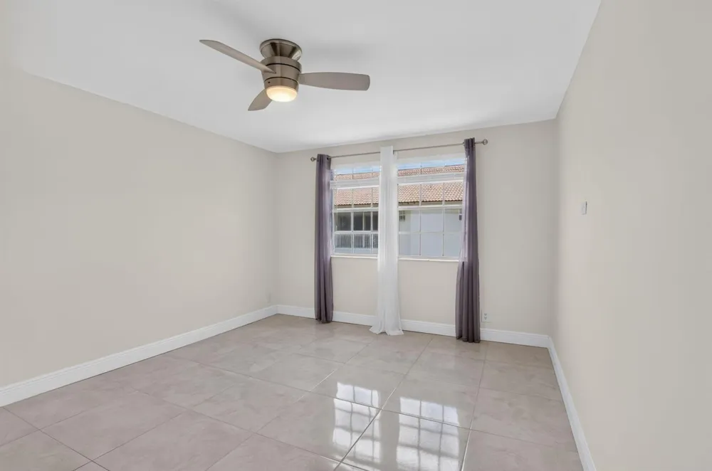 6665 VIA REGINA Boca Raton, FL 33433