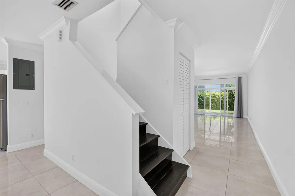 6665 VIA REGINA Boca Raton, FL 33433