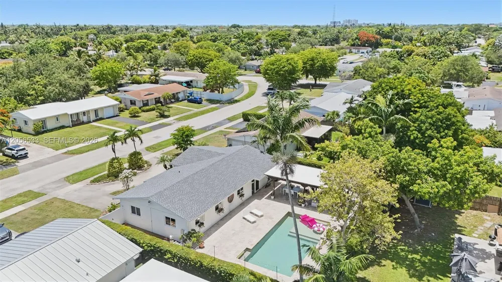 9123 SW 181st St Palmetto Bay, FL 33157