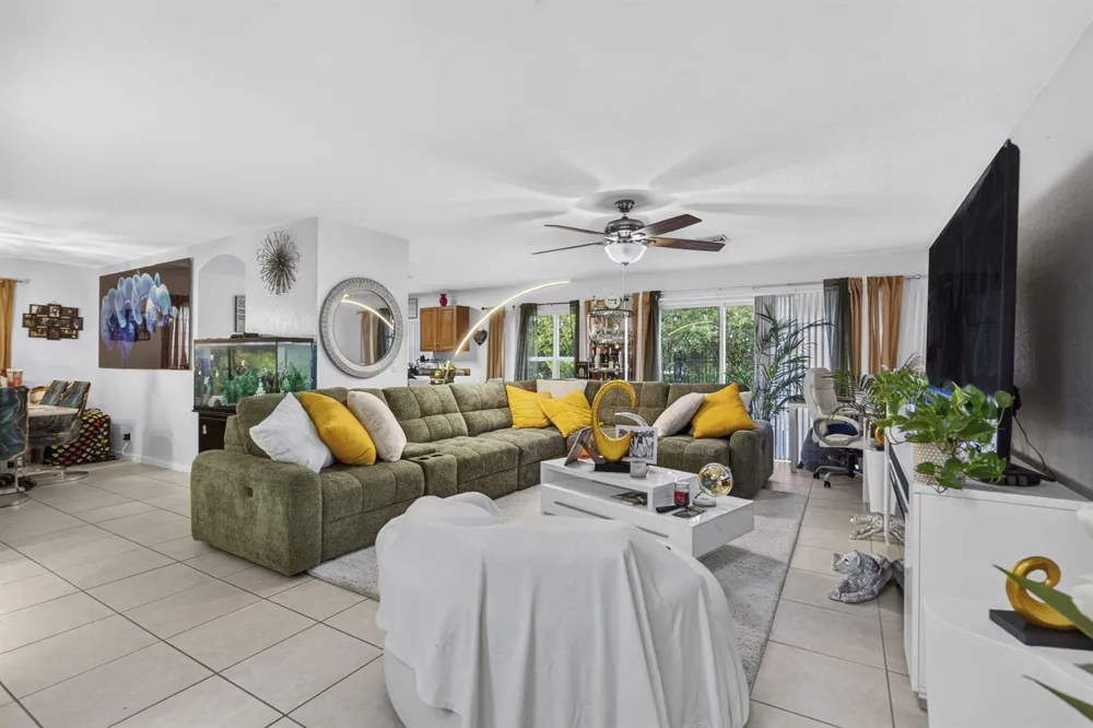 6021 Adriatic Way West Palm Beach, FL 33413