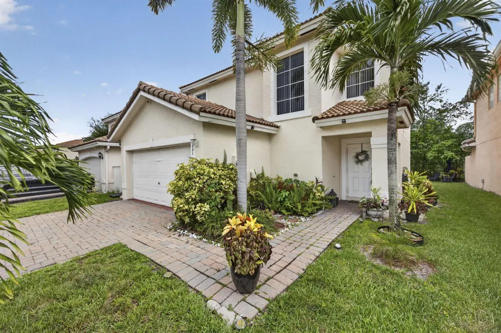 6021 Adriatic Way West Palm Beach, FL 33413