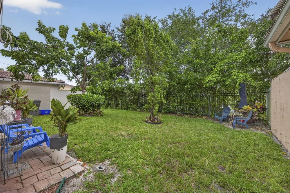 6021 Adriatic Way West Palm Beach, FL 33413