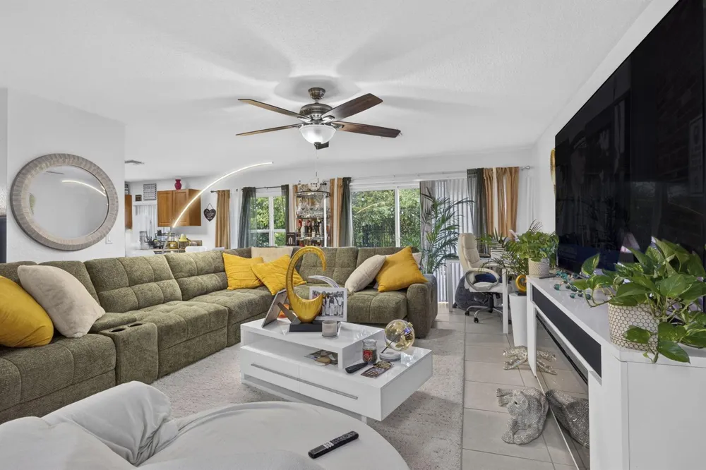 6021 Adriatic Way West Palm Beach, FL 33413