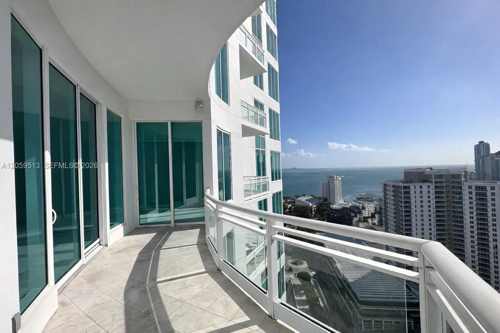 900 Brickell Key Blvd #2405 Miami, FL 33131