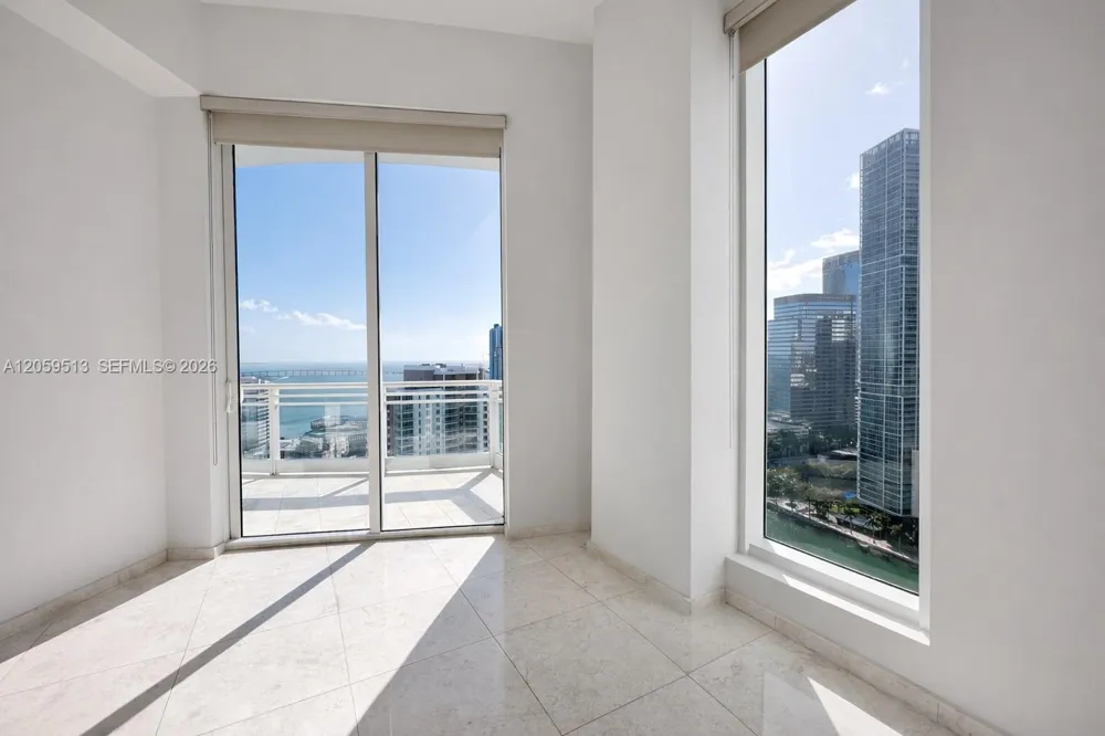 900 Brickell Key Blvd #2405 Miami, FL 33131