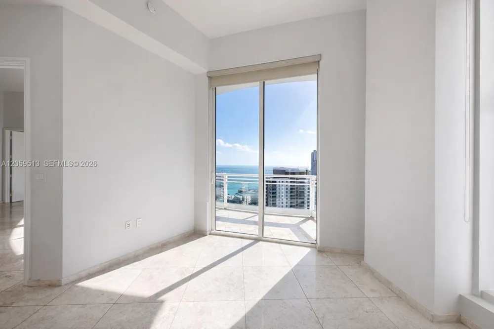 900 Brickell Key Blvd #2405 Miami, FL 33131