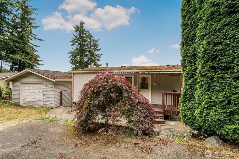 675 Vesper Way Camano Island, WA 98282